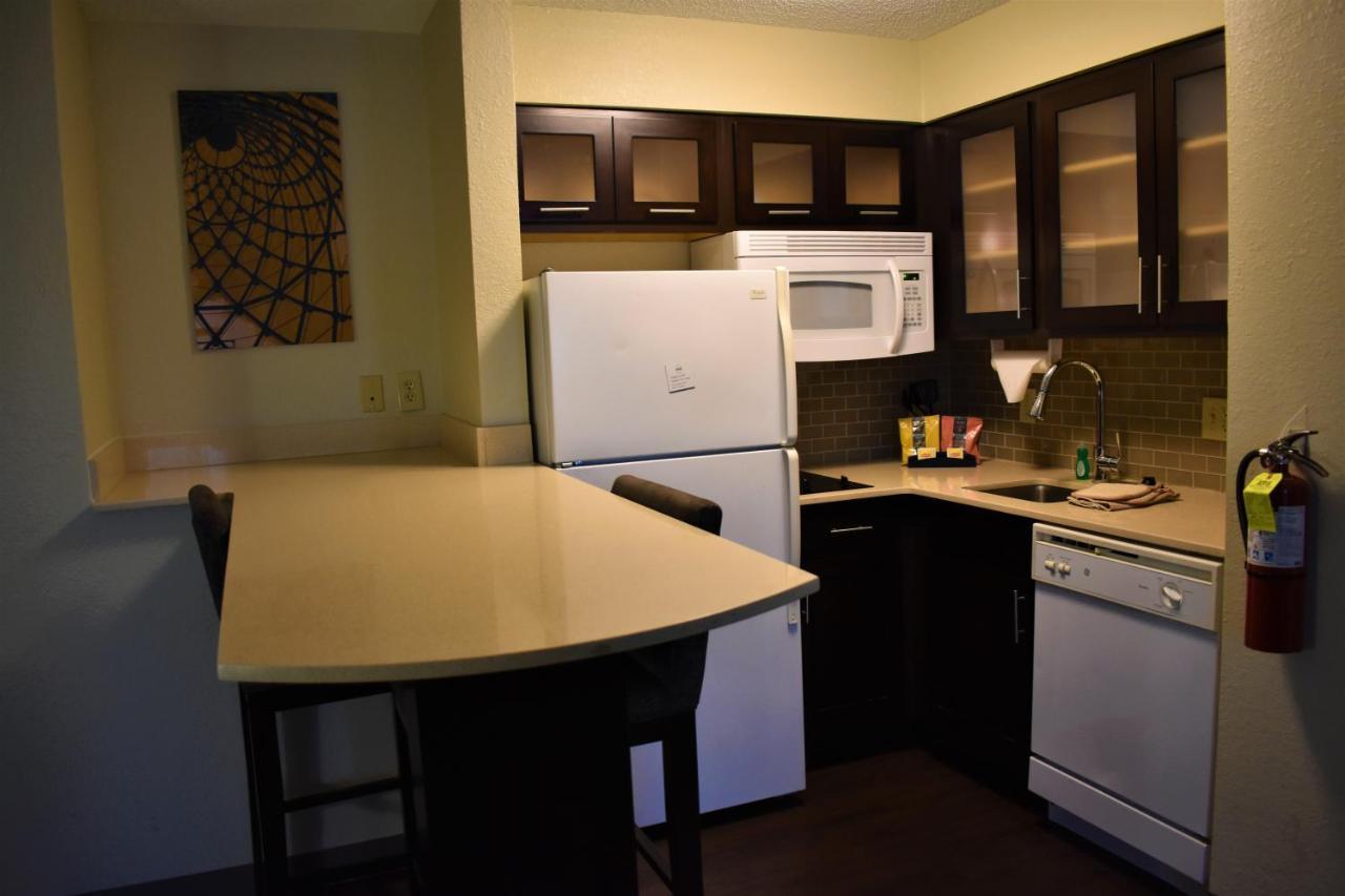 Staybridge Suites Cranbury - South Brunswick By Ihg Екстериор снимка